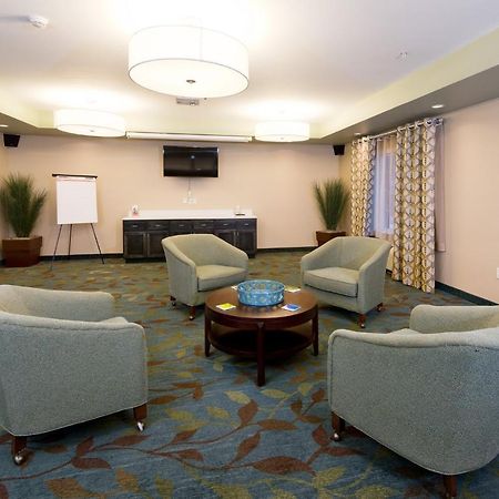 Candlewood Suites Greeley By Ihg Exterior foto